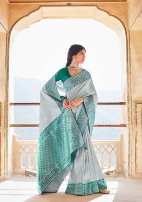 Off white woven silk saree with blouse 1