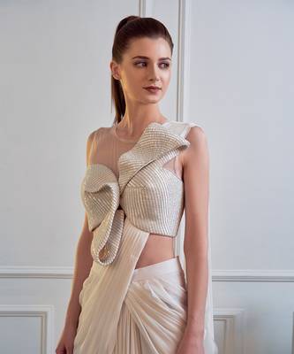 Ivory Drape Saree With Blouse 4