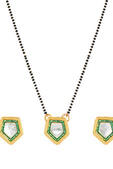 Gold mangalsutra