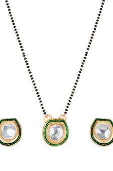 Gold mangalsutra