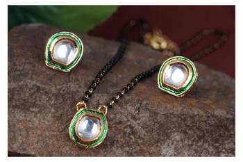 Gold mangalsutra 2