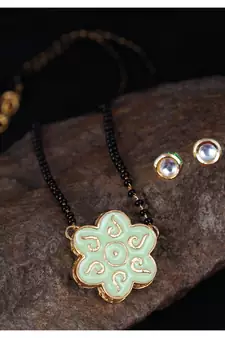 Green mangalsutra