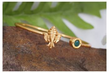 Green bracelets 3