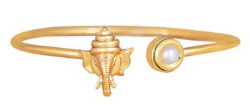 White bracelets 1