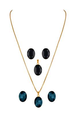 Black necklaces 2