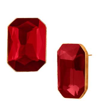 Red necklaces 3