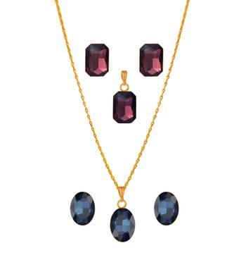Blue necklaces 1