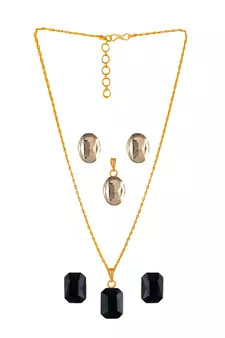 Black necklaces