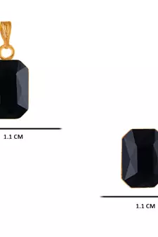 Black necklaces