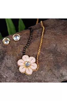 Pink mangalsutra