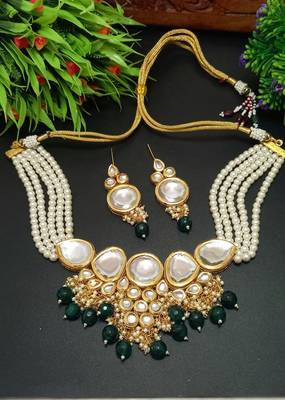 Green Handmade Loop Fitting Beaded Designer Necklace for Women Wedding 1