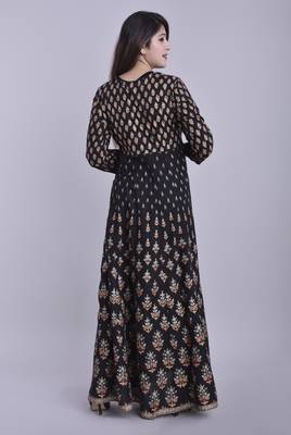 ftDiva Women Paisley Anarkali Kurta in Black 3
