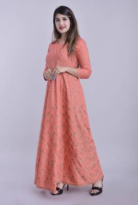 Women Paisley Anarkali Kurta in Pink 4