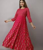 Women Paisley Anarkali Kurta in Pink