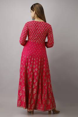 Women Paisley Anarkali Kurta in Pink 3