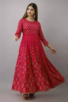 Women Paisley Anarkali Kurta in Pink