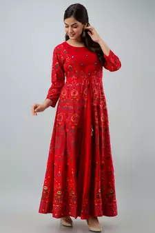 Women Paisley Frontslit Anarkali Kurta in Red