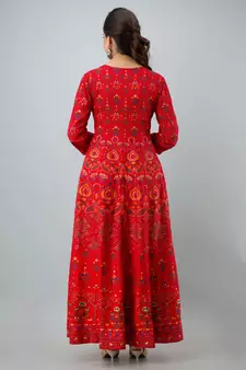 Women Paisley Frontslit Anarkali Kurta in Red