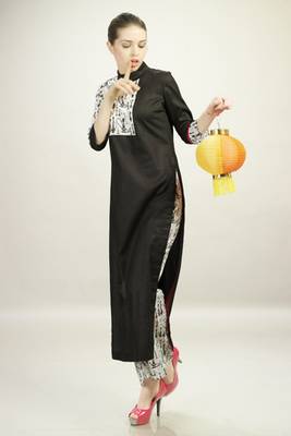 Black Cotton Satin top With White Block Printed Pant 2