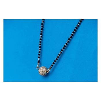 Gold mangalsutra 3