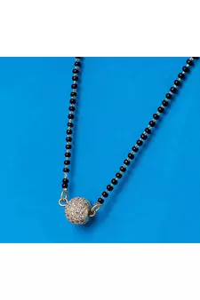 Gold mangalsutra