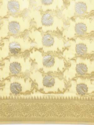 Yellow woven linen saree with blouse 5