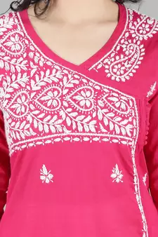 Magenta embroidered cotton embroidered-kurtis