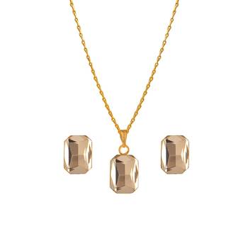 Gold necklaces 1
