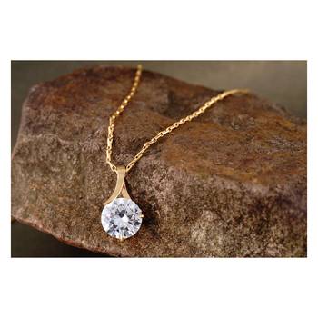 Gold necklaces 3