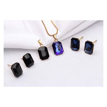 Blue necklaces 2