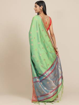 Parrot green woven banarasi silk saree with blouse 2