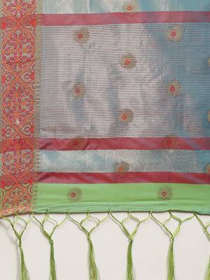 Parrot green woven banarasi silk saree with blouse 4