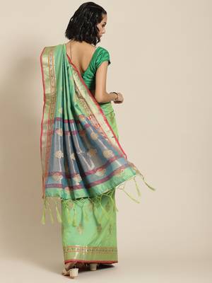 Parrot green woven banarasi silk saree with blouse 3