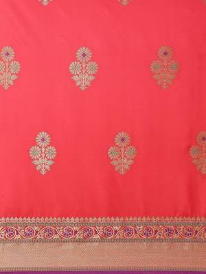 Pink woven banarasi silk saree with blouse 3