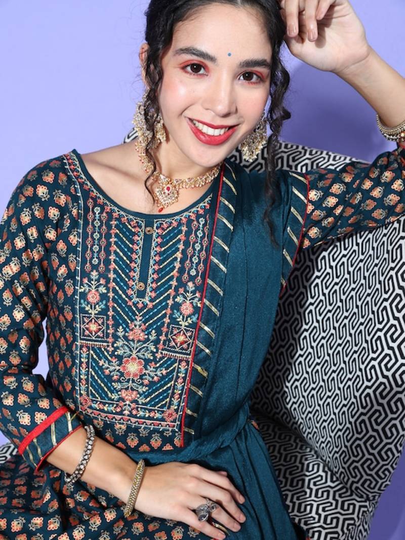"The Venus" Women Ethnic Kurti Skirt & Dupatta Set