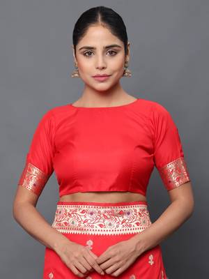 Red woven banarasi silk saree with blouse 5