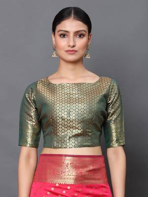 Pink woven banarasi silk saree with blouse 5
