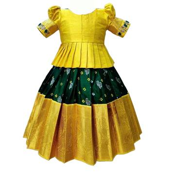 Yellow Green New south Indian traditional pattu pavadai Jecquard Lehenga choli for girls dress 2