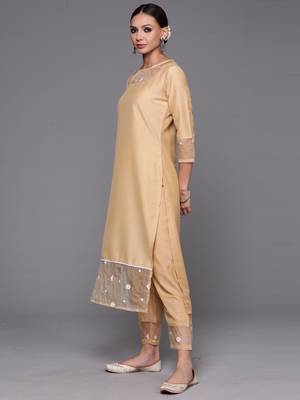 Indo Era Beige Embroidered Straight Kurta Trouser With Dupatta Set 3