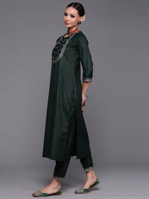Indo Era Green Solid Straight Kurta Trouser With Dupatta Set 3