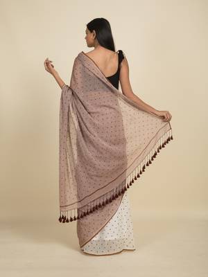 Suta Off White  Brown Polka Dots Printed Pure Cotton Saree 5