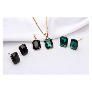 Green necklaces 2