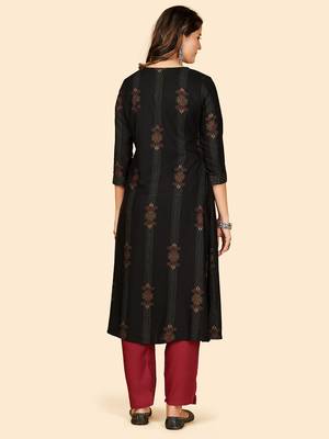 Vbuyz Women'S Printed & Embroidered Anarkali Cotton Black Stitched Kurta 3