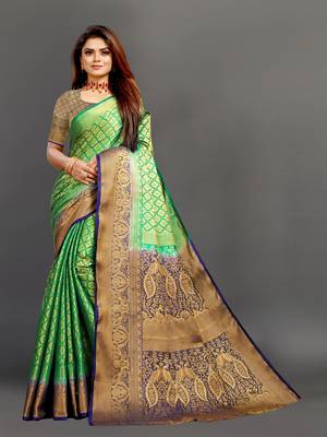 Green Woven Art Silk Saree With Blouse 1
