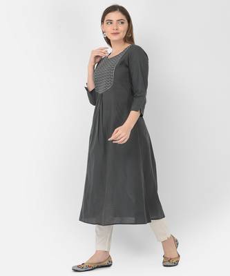 Span Grey Embroidered A-line Kurta 3