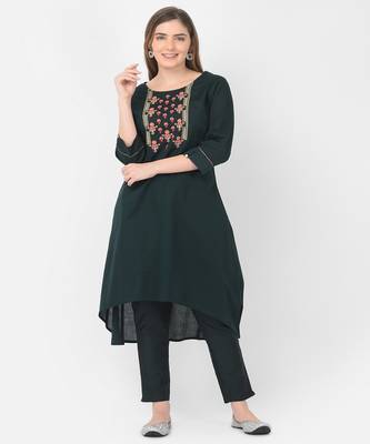 Span Green Embroidered A-line Kurta 2