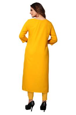 Mohvogue Women's Mustard Geometric Print Poly Crepe Kurta. 2