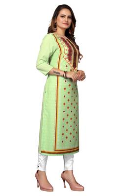 Mohvogue Women's Green Geometric Print Poly Crepe Kurta. 4