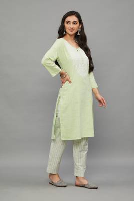 Green Lucknowi Chikankari Khadi Cotton Straight 3/4 th sleeves kurta set for Women 3