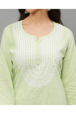 Green Lucknowi Chikankari Khadi Cotton Straight 3/4 th sleeves kurta set for Women 4